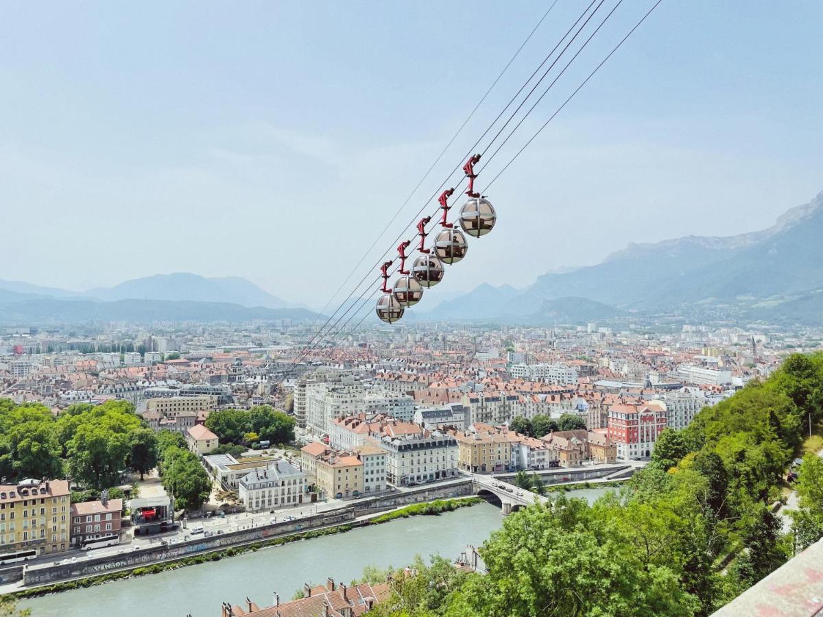 The Babel Community Hotel - Grenoble Bastille Экстерьер фото