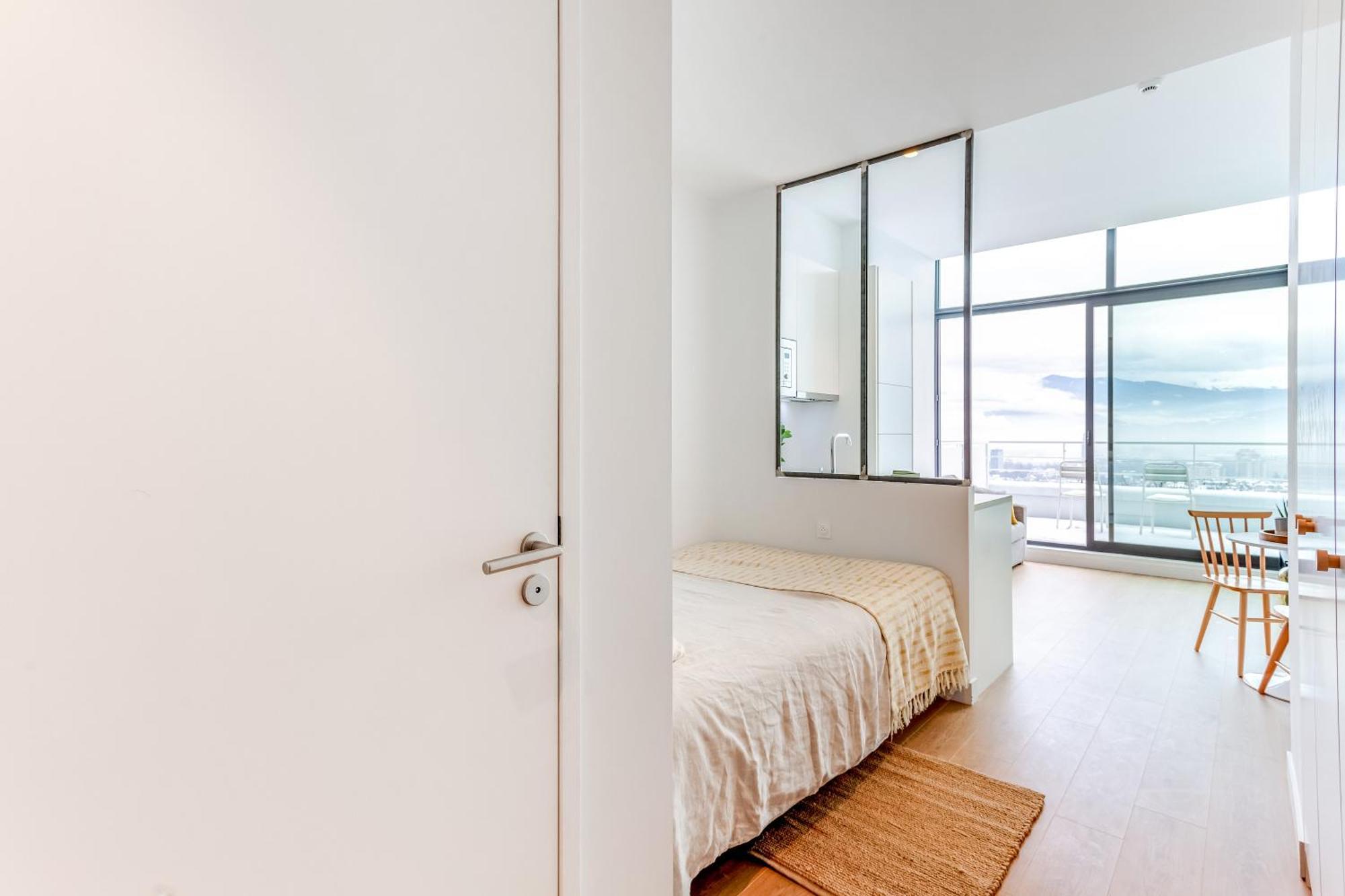 The Babel Community Hotel - Grenoble Bastille Экстерьер фото