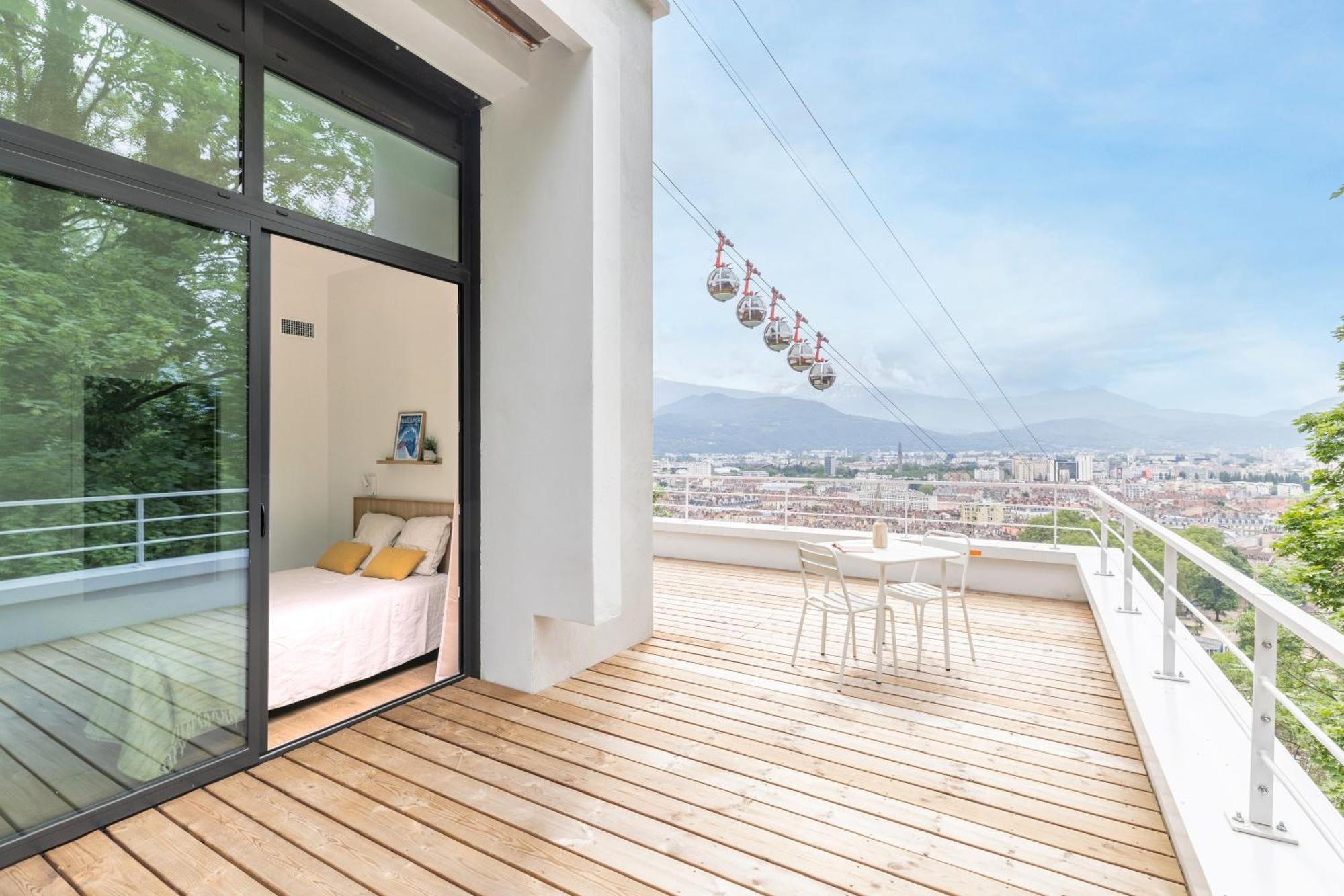 The Babel Community Hotel - Grenoble Bastille Экстерьер фото